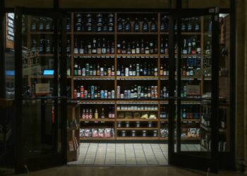 Ready, Set, Print: How to Launch Your Own Print-On-Demand Store!